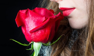 Cadeau gratuit Nocibé : Une rose stabilisée offerte
