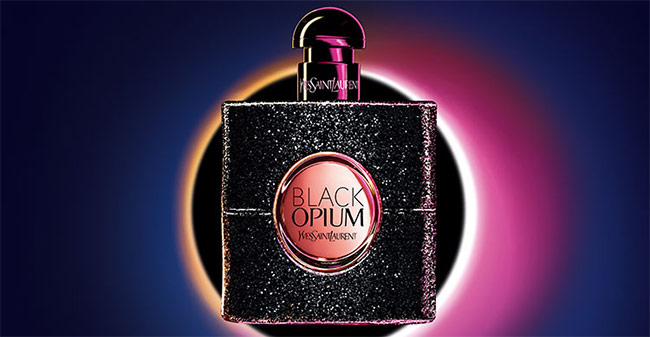 Recevez un échantillon gratuit de l’eau de parfum Black Opium