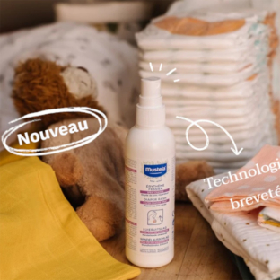 Test Mustela : Sprays de change végan