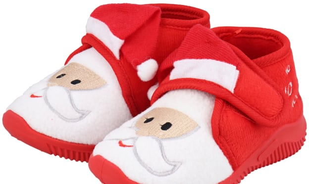 Action : Chaussons de Noël auto-agrippant pour enfants pas chers