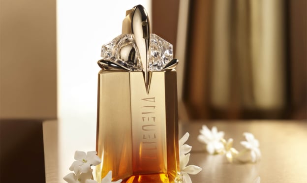 Échantillons gratuits de l’eau de parfum Mugler Alien Goddess