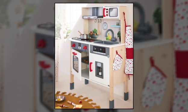 Lidl : Cuisine enfant en bois + accessoires pas chers