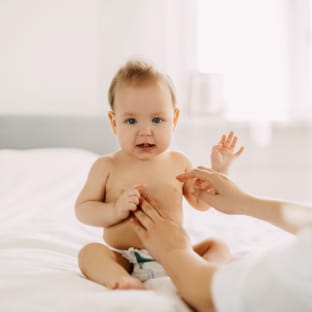 Test Mustela : crèmes et huiles anti-grattage Stelatopia gratuites