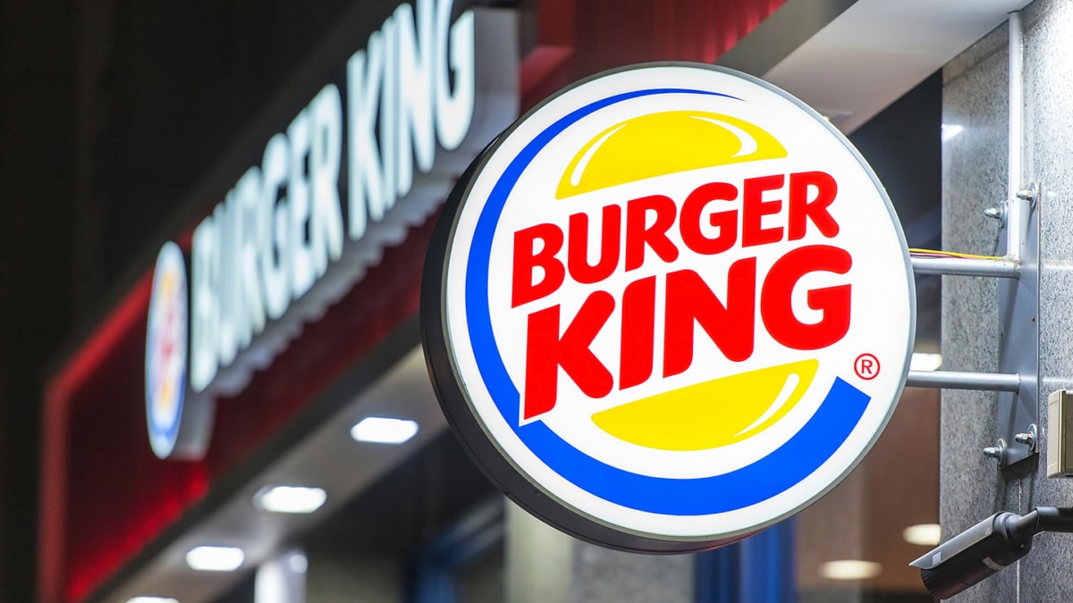 Burger King : 2 menus M + 6 Onion Rings à 18€ (ou 16,20€ via un code)