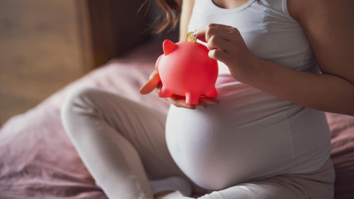 Nouveau congé de naissance : Jusqu’à 1’800€ par mois d’indemnisation
