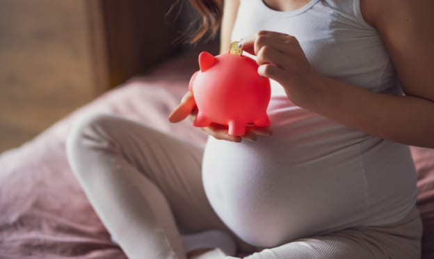Nouveau congé de naissance : Jusqu’à 1’800€ par mois d’indemnisation