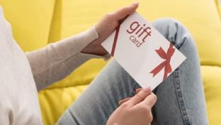 Cartes cadeaux : une idée simple qui fait plaisir… qui peut même rapporter
