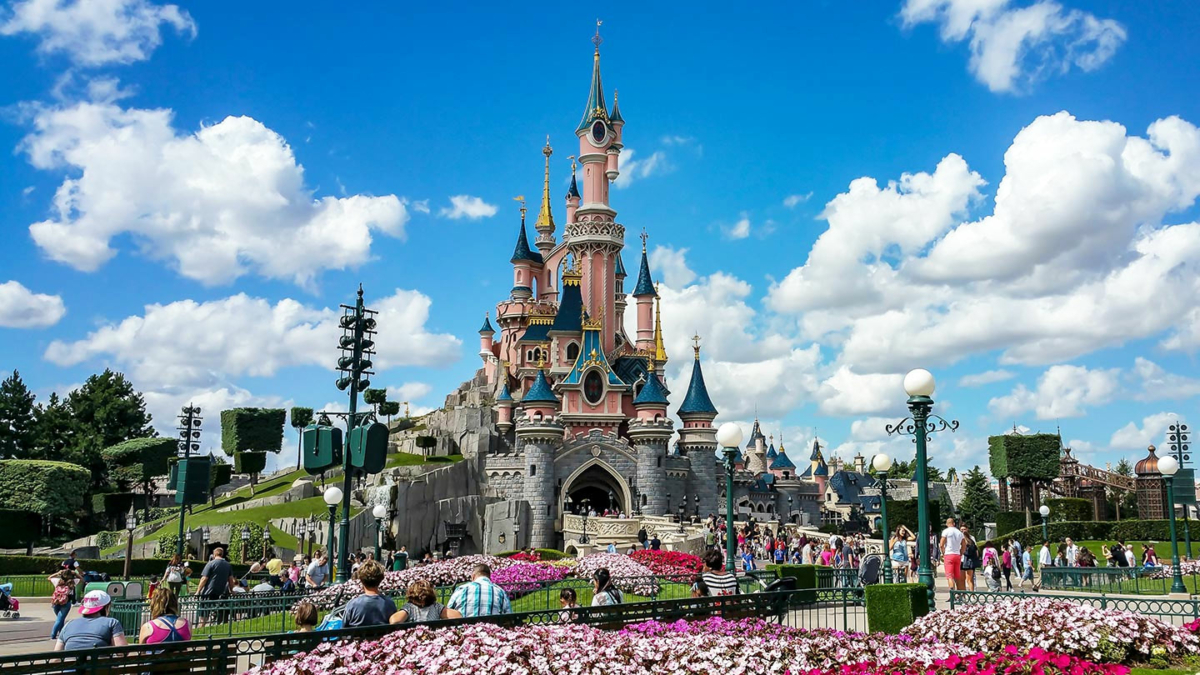 Photo d'illustration : Le Château de la Belle au Bois Dormant à Disneyland Paris.